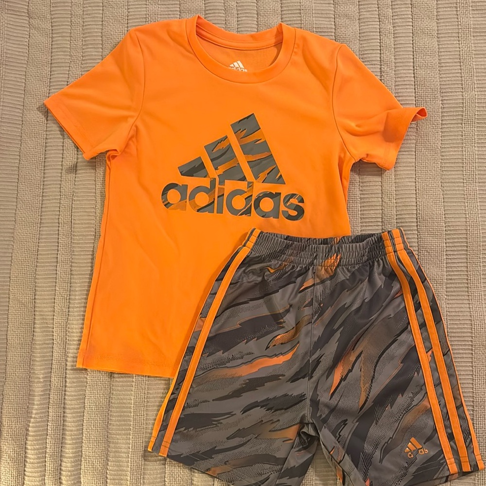 Adidas boys set